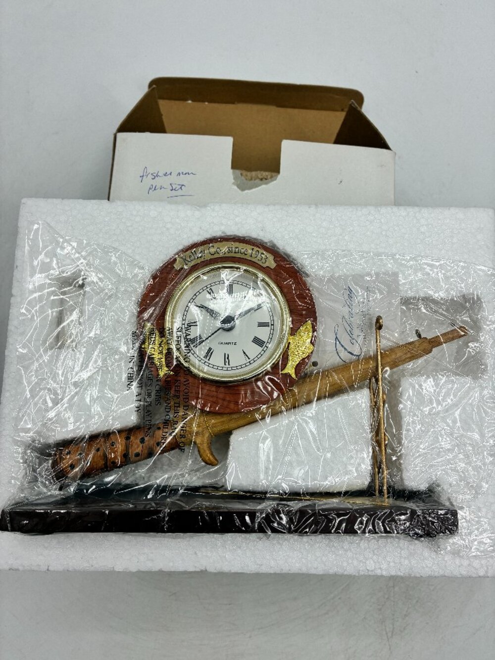 House of Lloyd Fishin' Time Desk Clock & Pen Holder Kelley Co. 1999 New in Box
